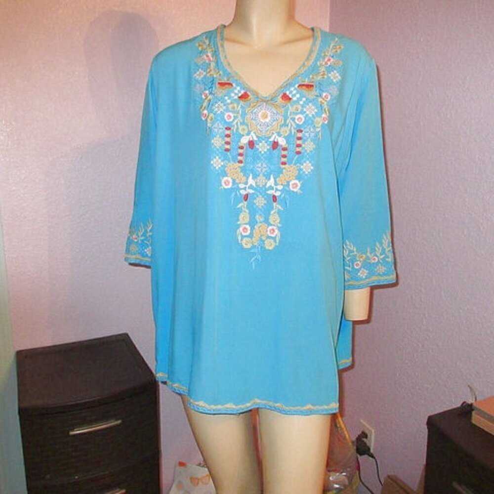 Floral Embroidered Boho Blouse Top Womens 2X Turquoise 3/4 Sleeves Lined V-Neck